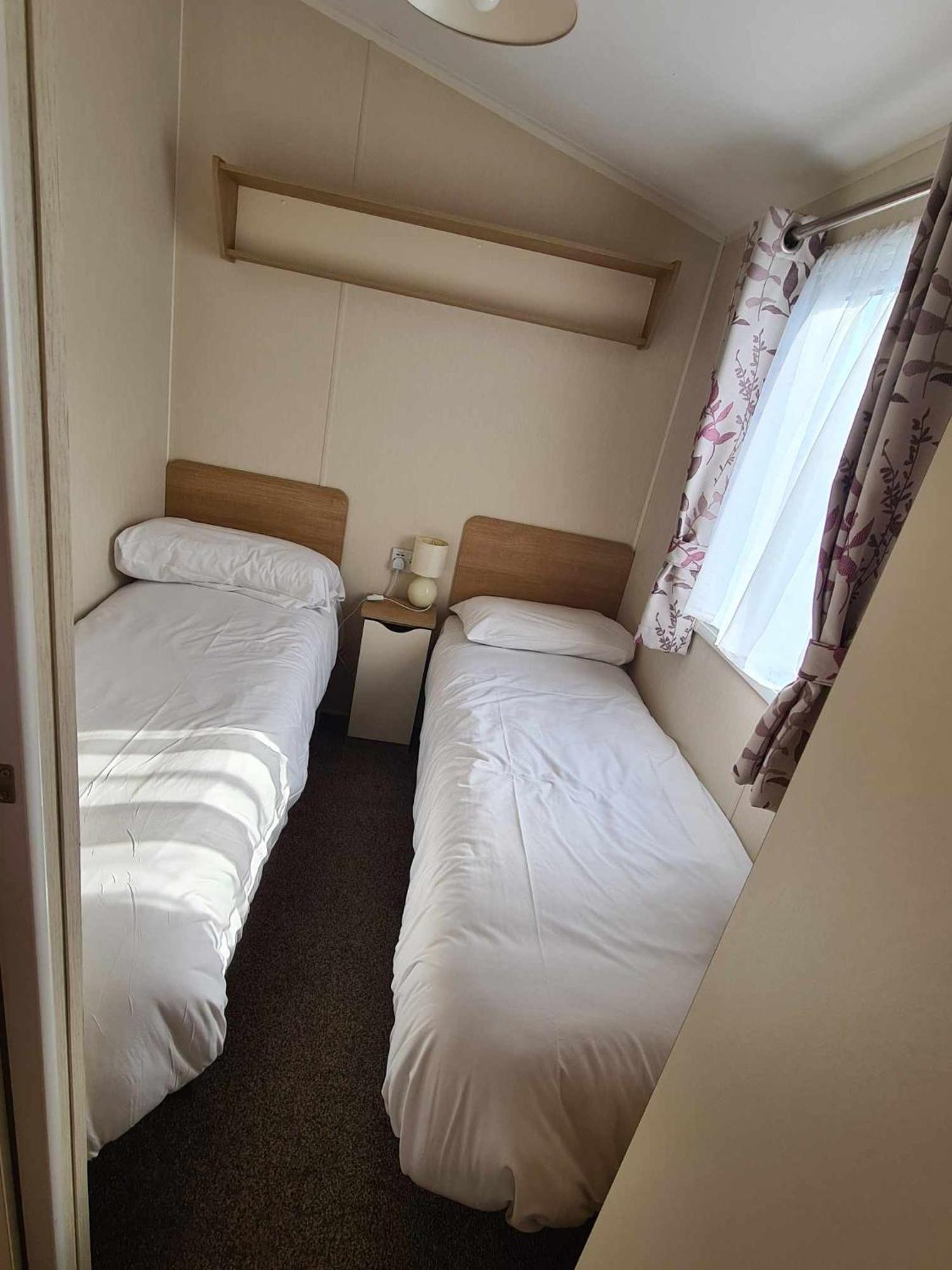 Happy Days Caravan Primrose Valley Filey Buitenkant foto